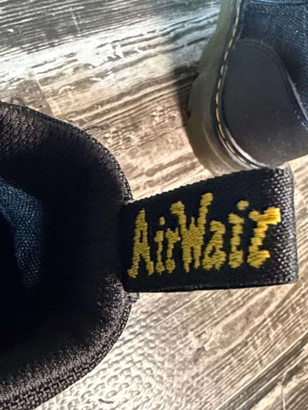 Dr. Martens Combs Junior Boot
